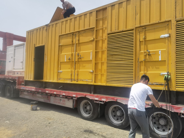 沙湾除了负载情况和发动机维护，还有哪些因素会影响 200kw 柴油发电机的油耗？